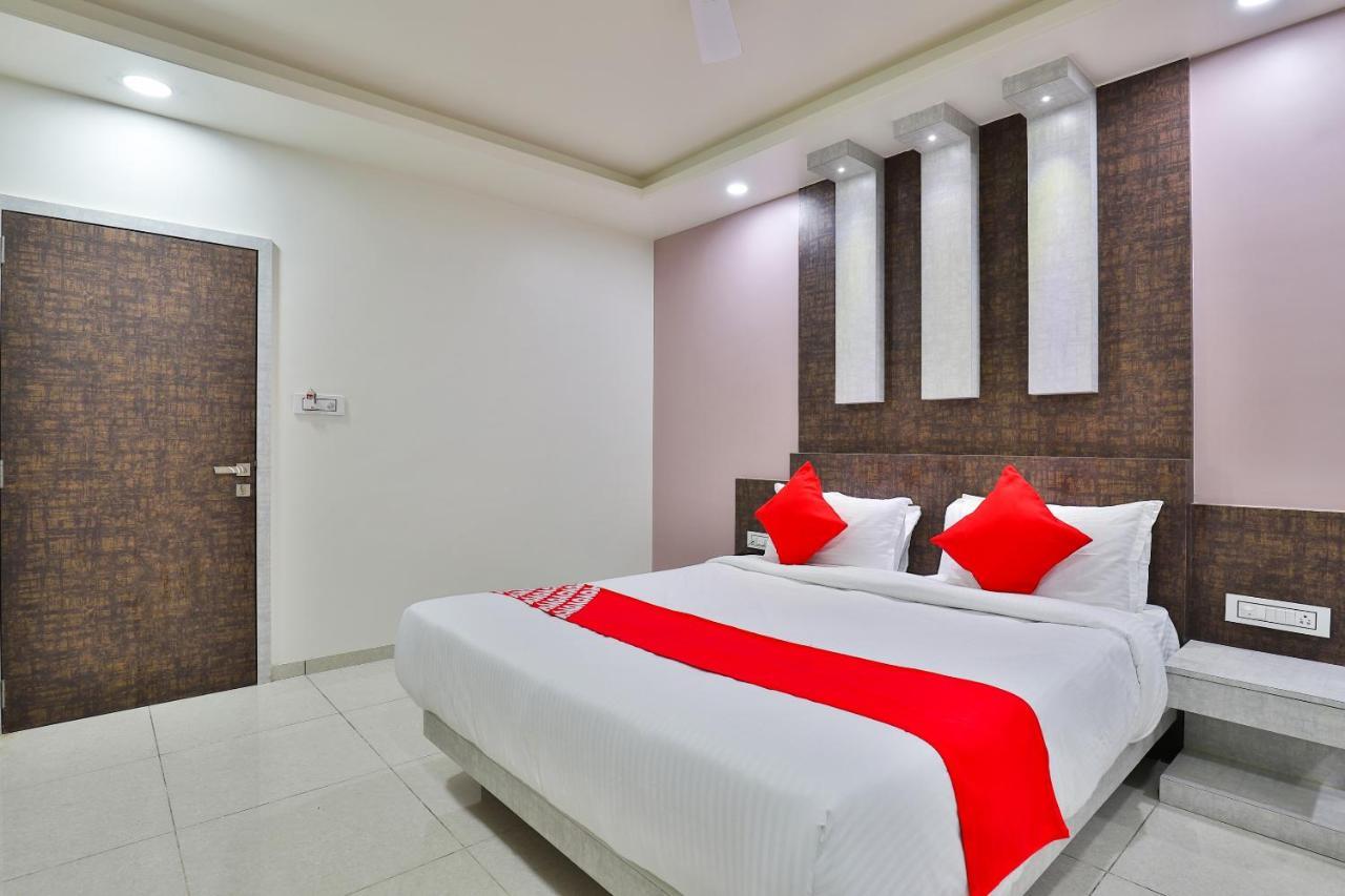 Oyo 23174 Hotel Parth Inn Dwarka (Gujarat) Exterior photo